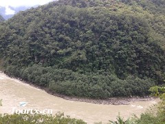 雅鲁藏布江大峡谷